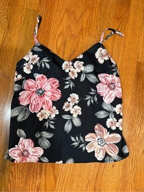 Source Unknown Black Tank Top with Pink Floral Print